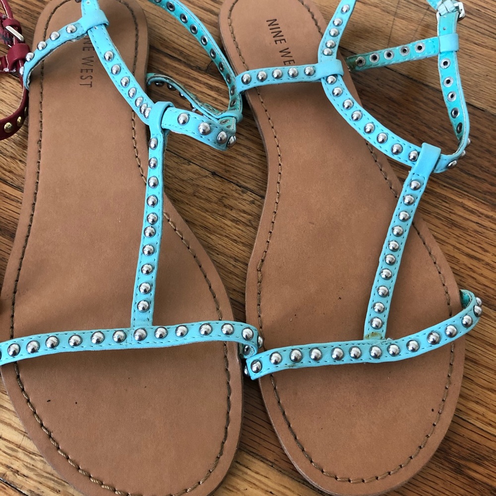 Sandals - Picture 3 of 5